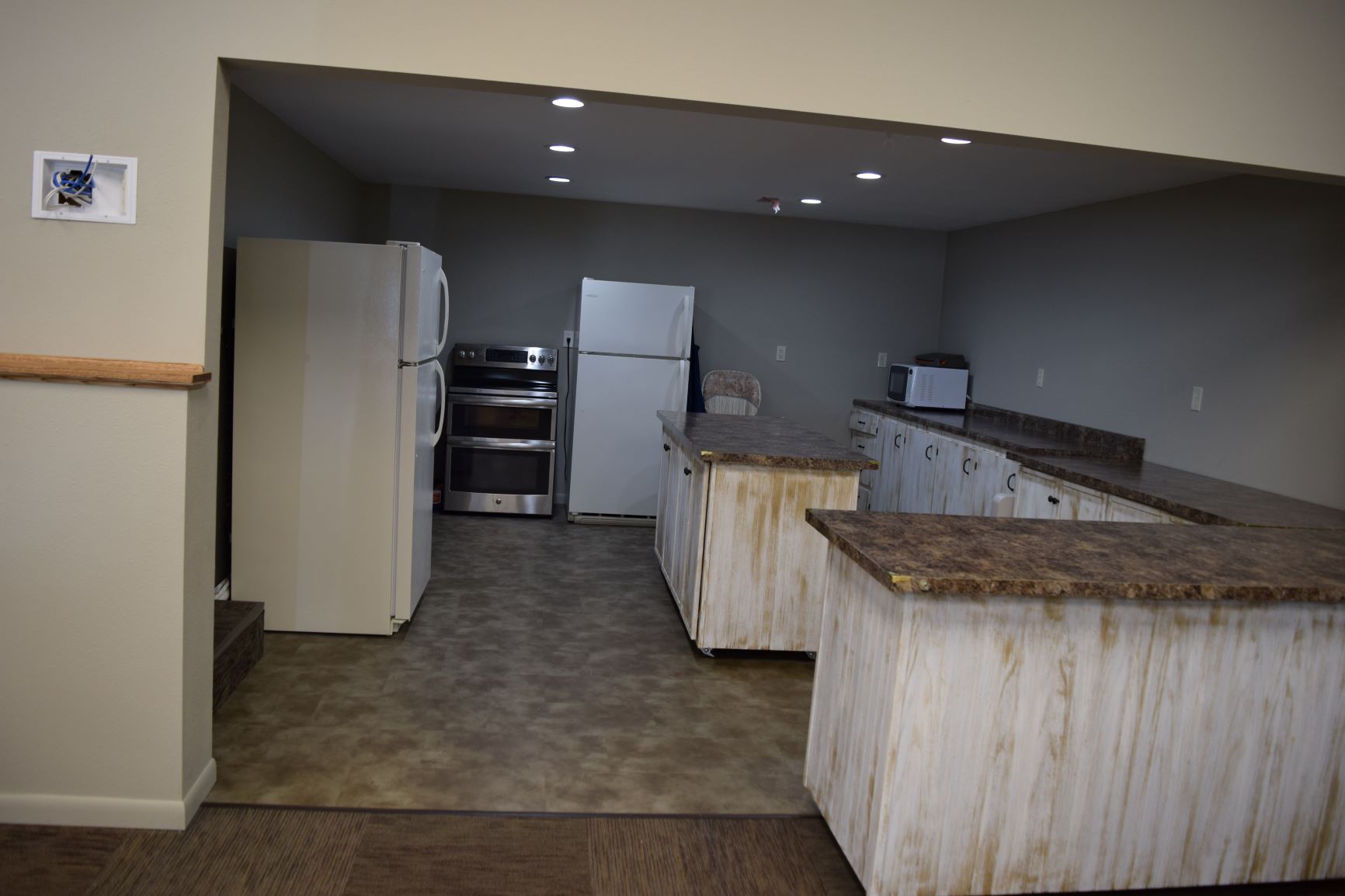 Full-sized kitchen area.